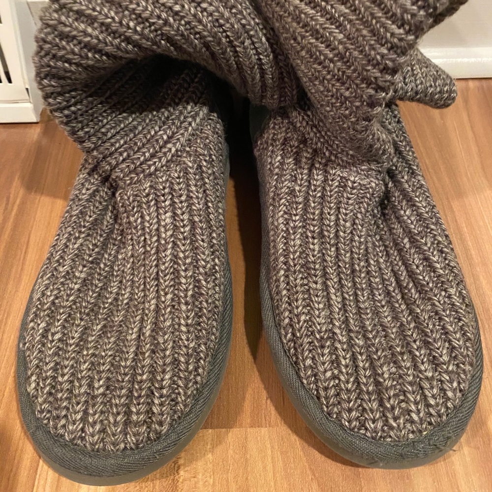 Knit Uggs